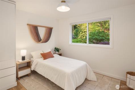 24024 95th Place W Edmonds WA 98020