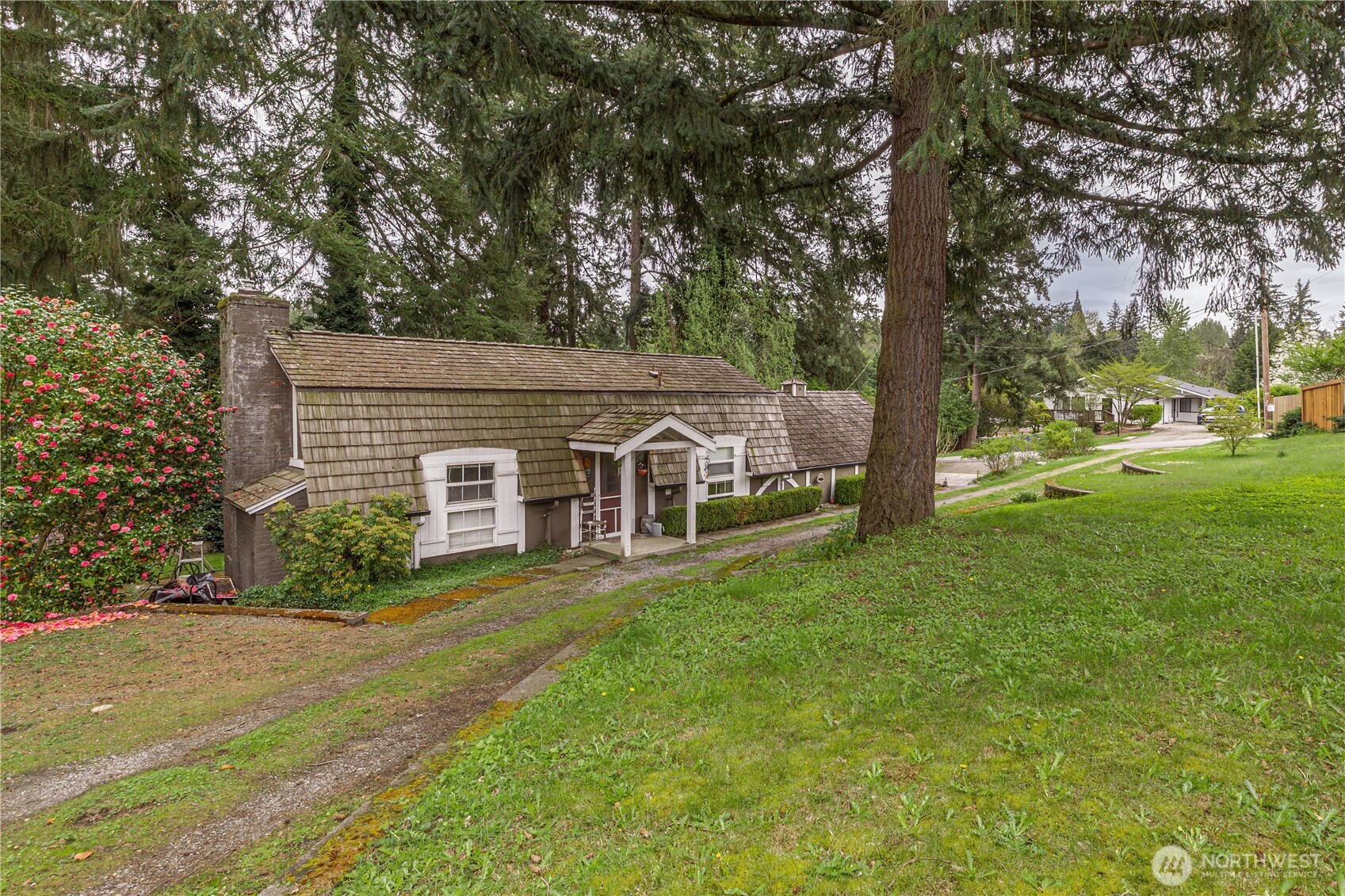 12404 NE 6th Place Bellevue WA 98005
