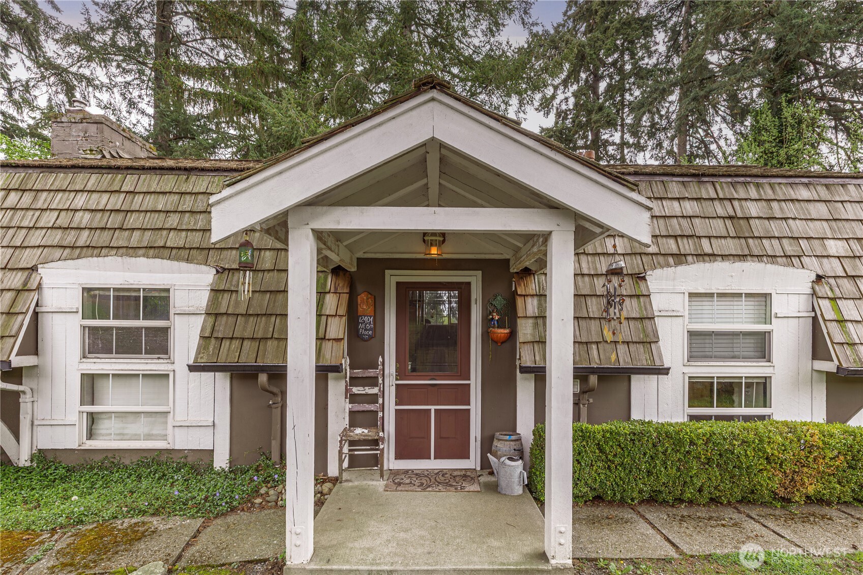 12404 NE 6th Place Bellevue WA 98005