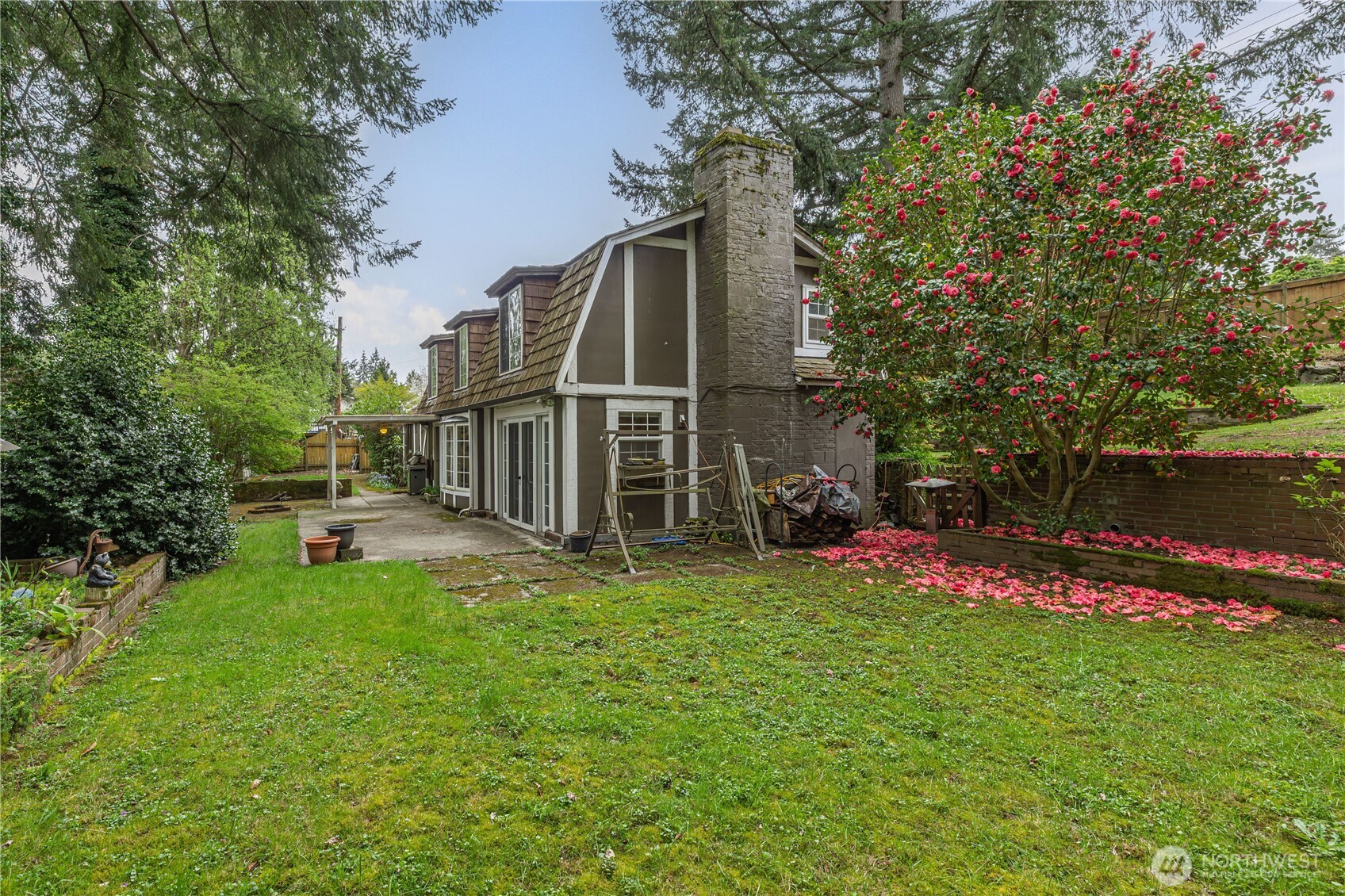 12404 NE 6th Place Bellevue WA 98005
