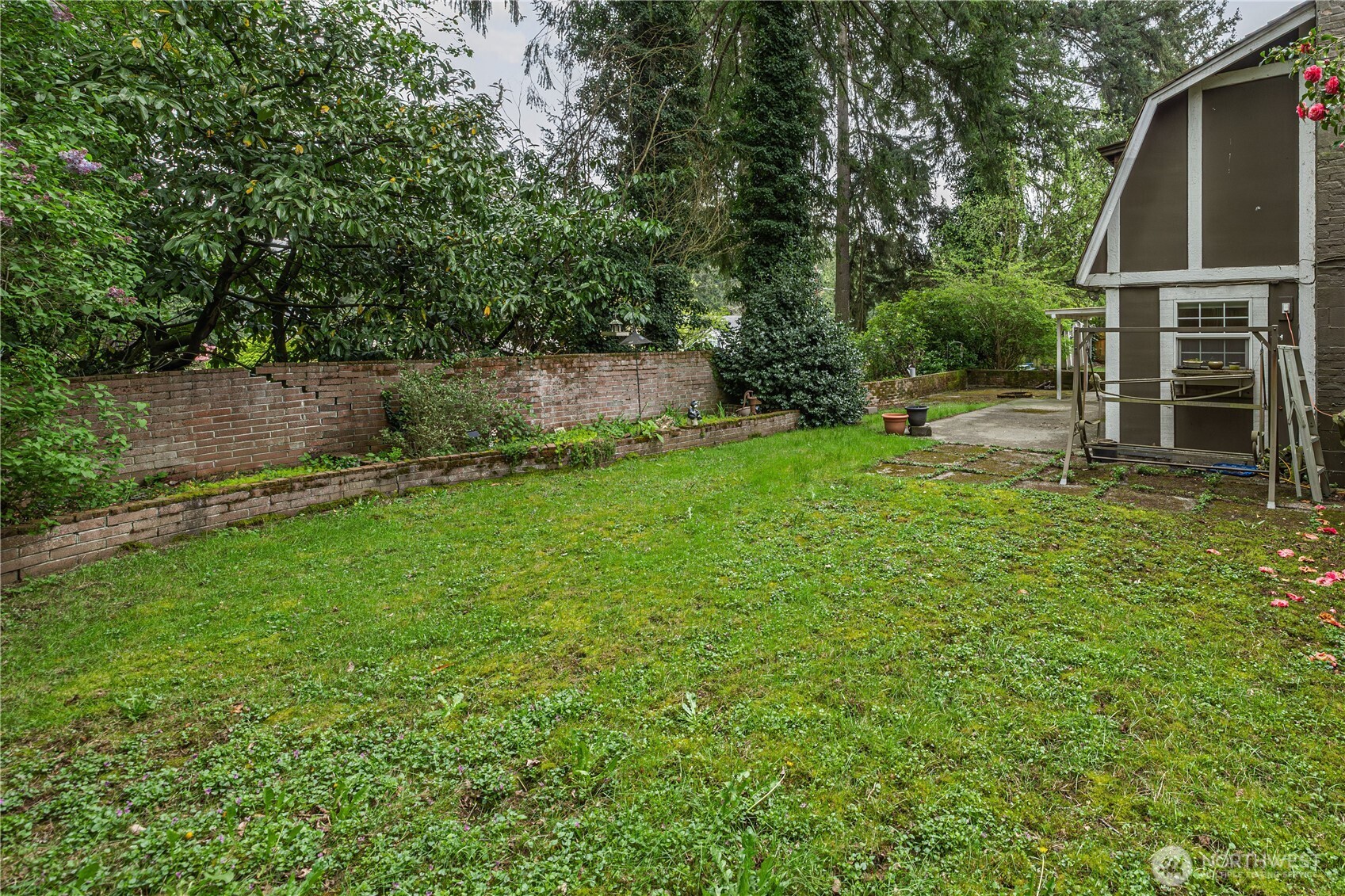 12404 NE 6th Place Bellevue WA 98005
