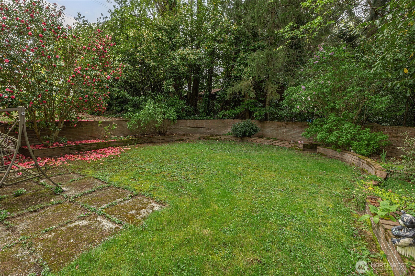 12404 NE 6th Place Bellevue WA 98005