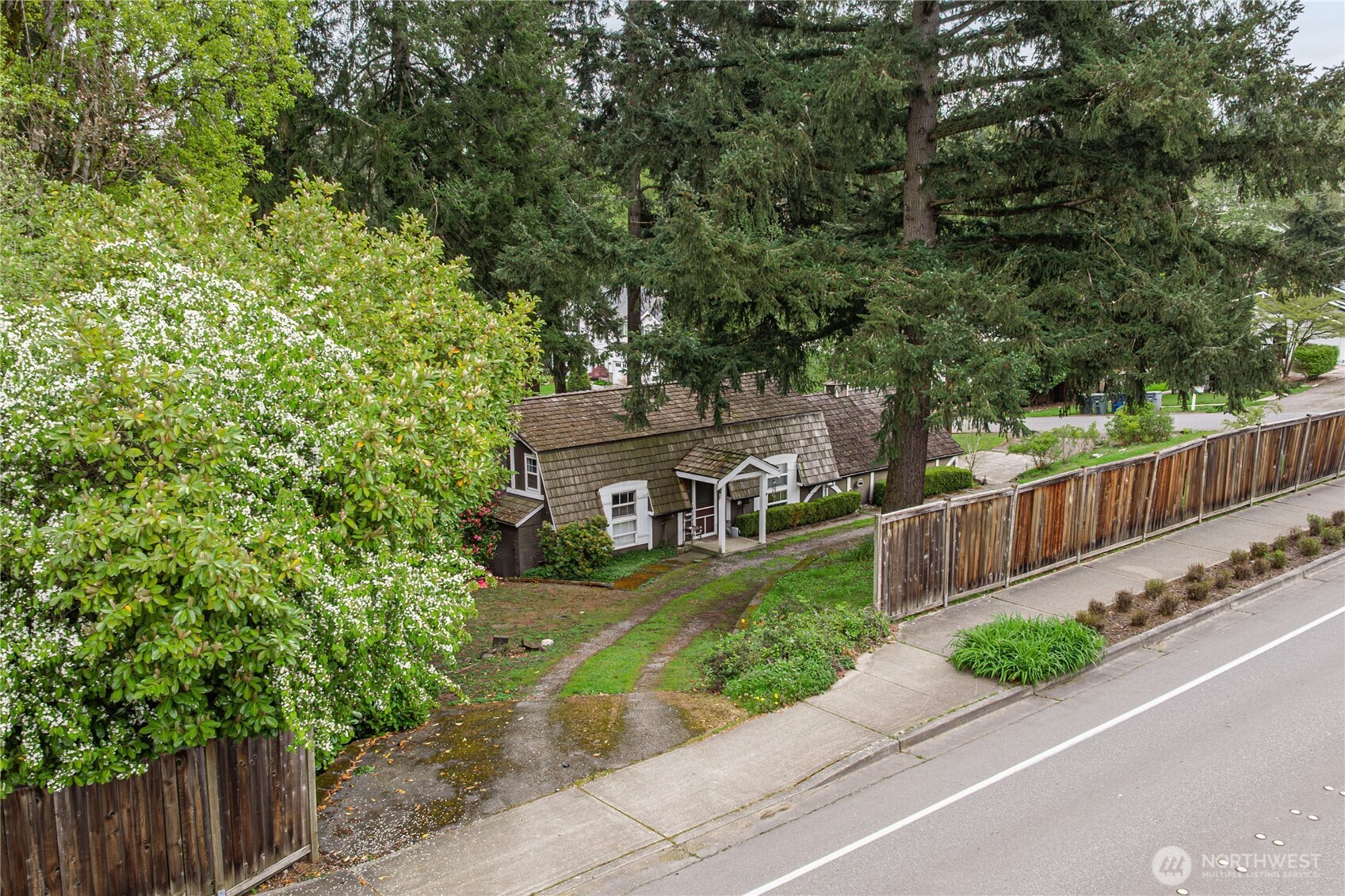 12404 NE 6th Place Bellevue WA 98005