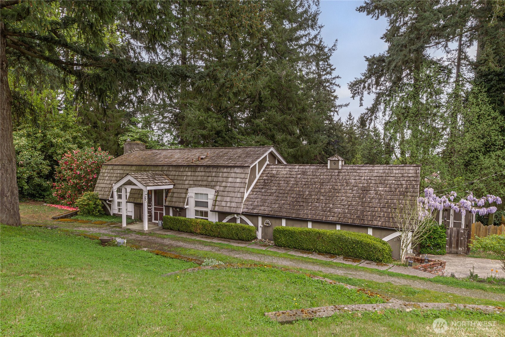 12404 NE 6th Place Bellevue WA 98005