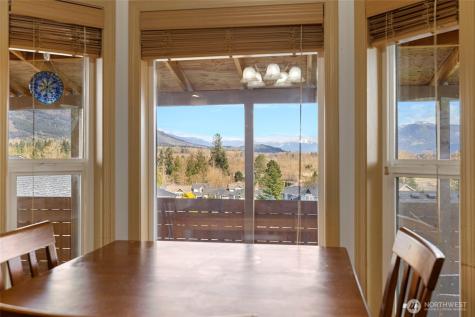 1240 Arrezo Drive Sedro Woolley WA 98284