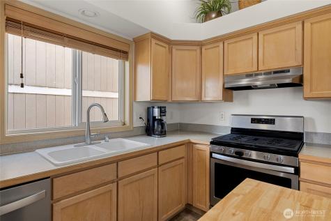 1240 Arrezo Drive Sedro Woolley WA 98284