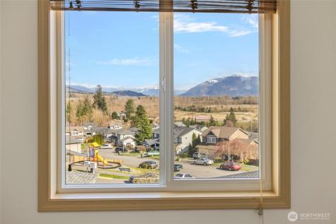 1240 Arrezo Drive Sedro Woolley WA 98284