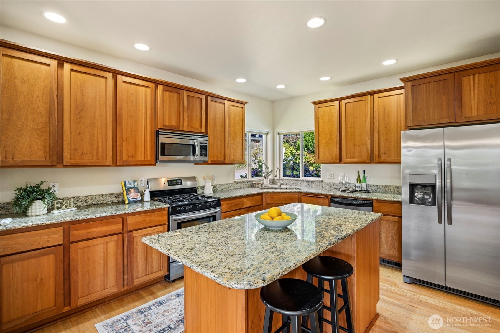 1987 NW Rampart Ridge Court Bremerton WA 98311