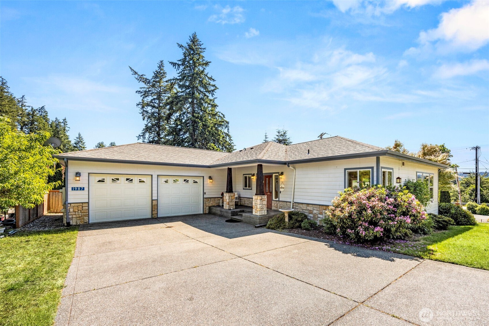 1987 NW Rampart Ridge Court Bremerton WA 98311