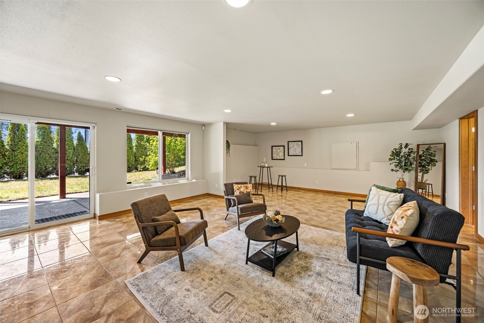 1987 NW Rampart Ridge Court Bremerton WA 98311