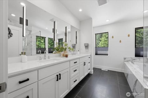 7416 Lake Alice Road SE Fall City WA 98024