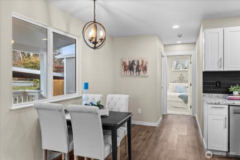 14322 Admiralty Way Lynnwood WA 98087