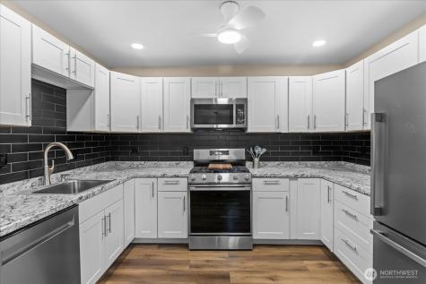 14322 Admiralty Way Lynnwood WA 98087