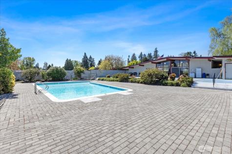 14322 Admiralty Way Lynnwood WA 98087