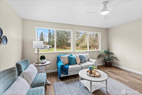 14322 Admiralty Way Lynnwood WA 98087