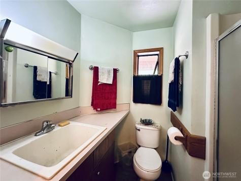 818 NW 359th Street La Center WA 98629