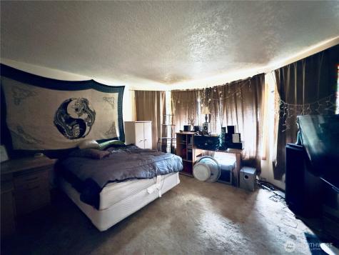 818 NW 359th Street La Center WA 98629