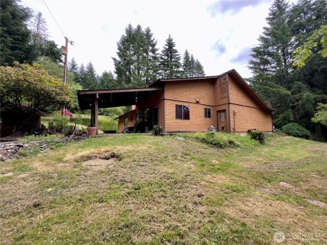 818 NW 359th Street La Center WA 98629