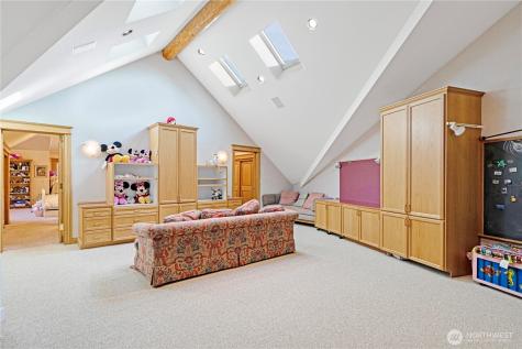 8100 428th Avenue SE Snoqualmie WA 98065