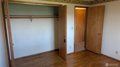 803 13th Street SW Puyallup WA 98371