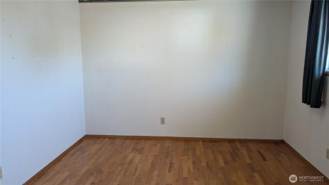803 13th Street SW Puyallup WA 98371