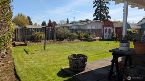 803 13th Street SW Puyallup WA 98371