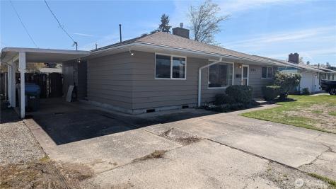 803 13th Street SW Puyallup WA 98371