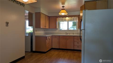 803 13th Street SW Puyallup WA 98371