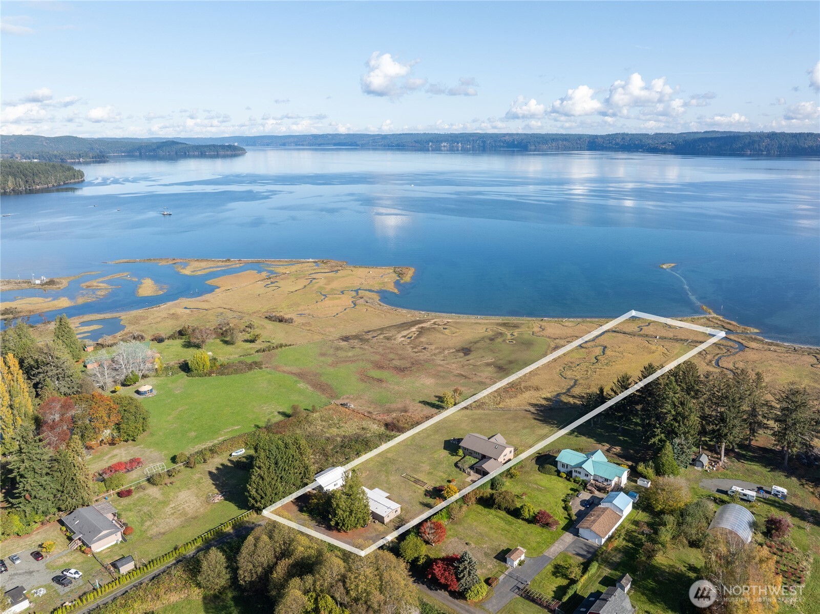 91 Syloplash Lane Brinnon WA 98320