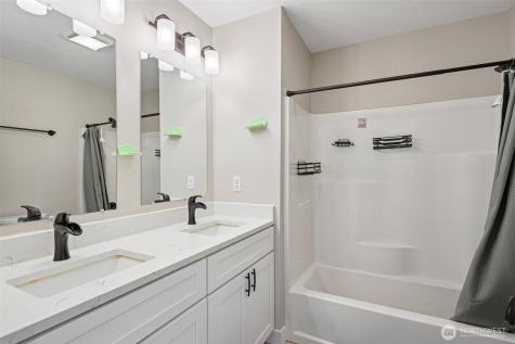 824 99th Street S Tacoma WA 98444