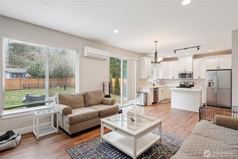 824 99th Street S Tacoma WA 98444