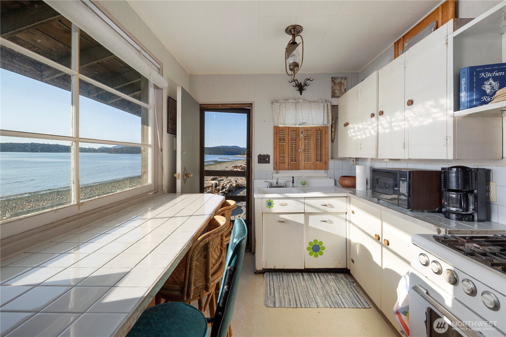 230 Gem Farm Lane Lopez Island WA 98261