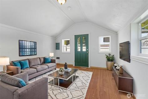 20310 NW Cedar Lane Poulsbo WA 98370