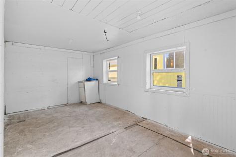 20310 NW Cedar Lane Poulsbo WA 98370