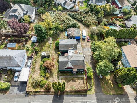 2635 SW 104th Street Seattle WA 98146