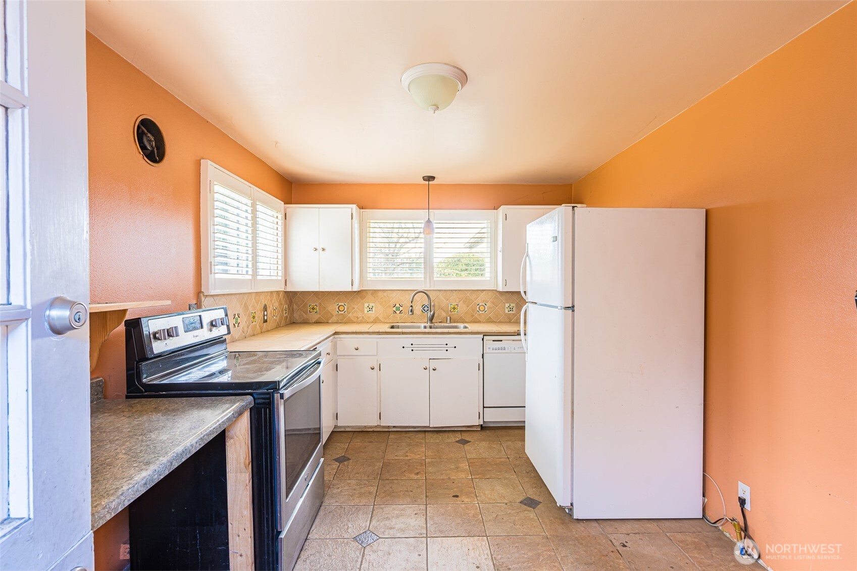 7171 Old Olympic Highway Sequim WA 98382