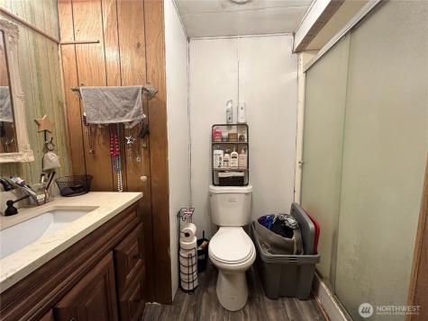 1824 Hay Street Shelton WA 98584