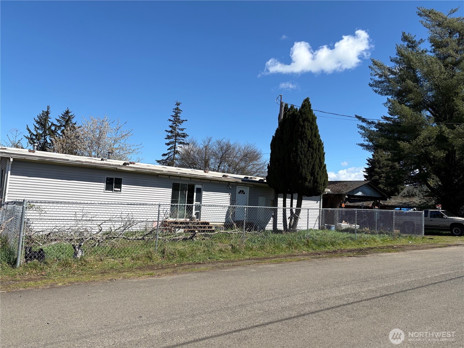 1824 Hay Street Shelton WA 98584