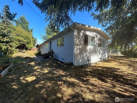 1824 Hay Street Shelton WA 98584
