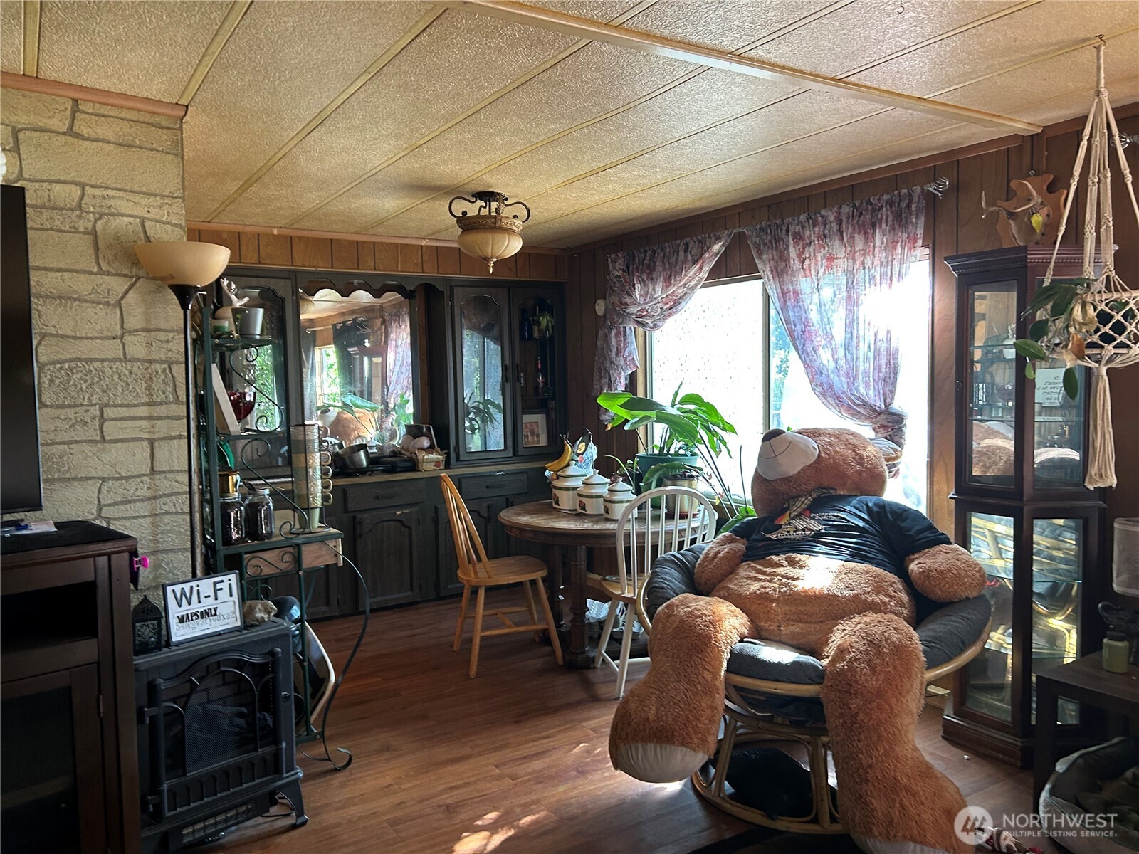 1824 Hay Street Shelton WA 98584