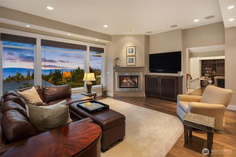 1503 Debrelon Lane Mukilteo WA 98275