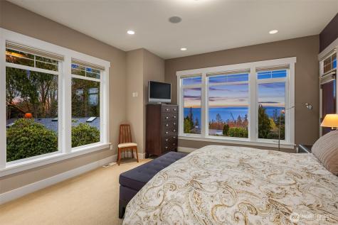 1503 Debrelon Lane Mukilteo WA 98275