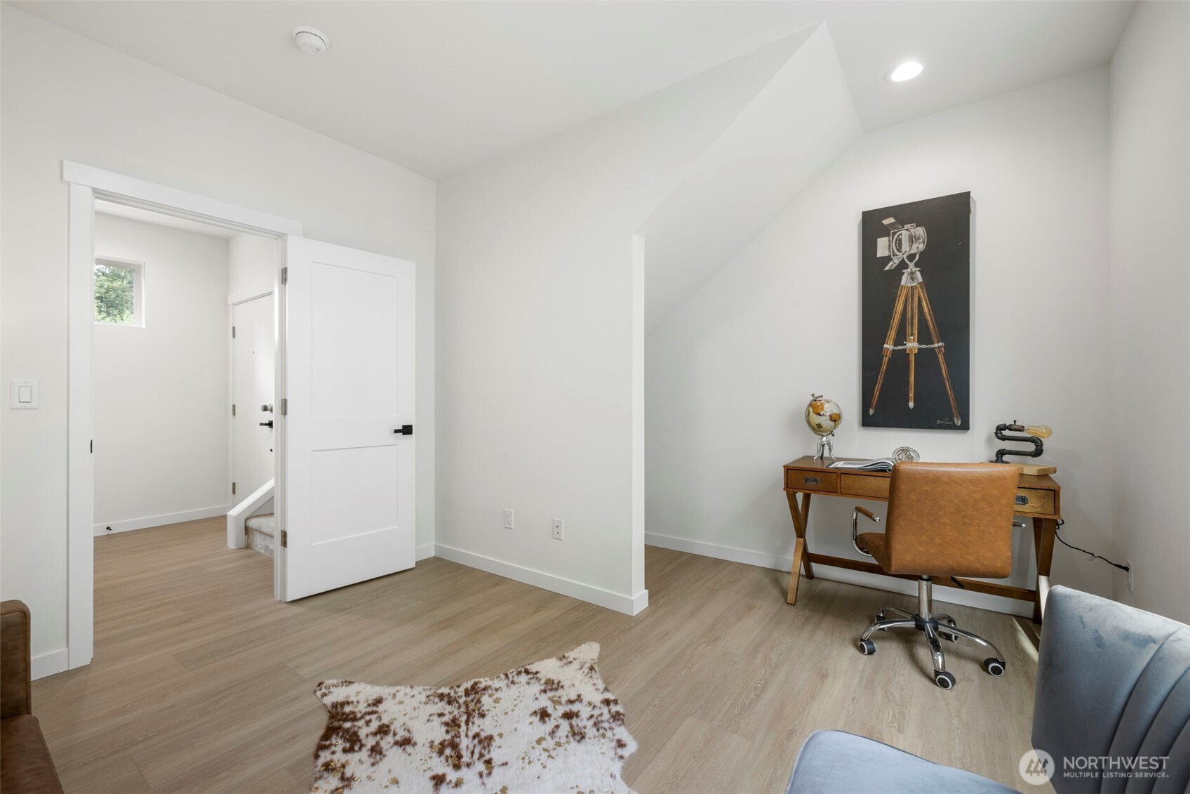 19505 Damson Road Lynnwood WA 98036