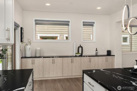 1363 8th Avenue NE Issaquah WA 98029