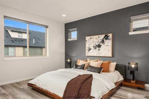 1363 8th Avenue NE Issaquah WA 98029