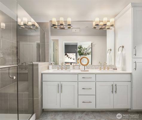 1363 8th Avenue NE Issaquah WA 98029