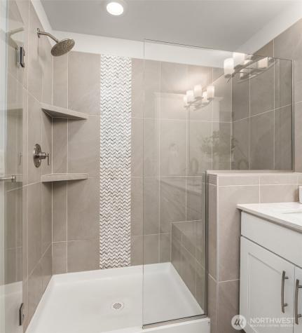 1363 8th Avenue NE Issaquah WA 98029