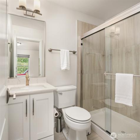 1363 8th Avenue NE Issaquah WA 98029