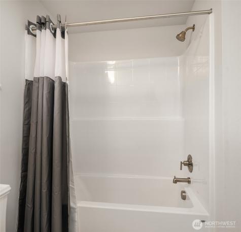 1363 8th Avenue NE Issaquah WA 98029