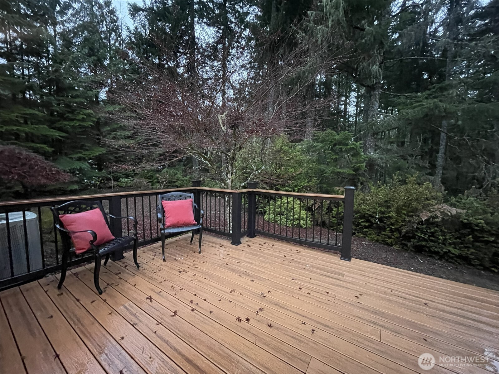 121 E Country Club Drive E Union WA 98592